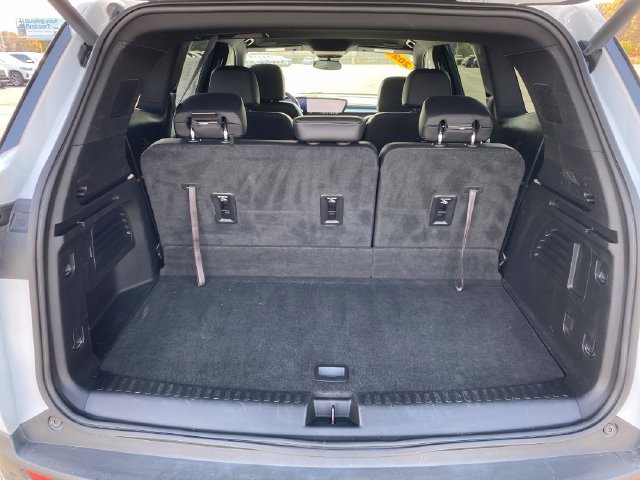 Certified 2025 Buick Enclave Preferred FWD image 22