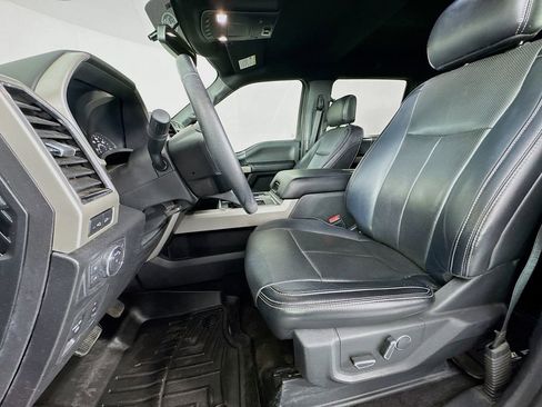 Used 2018 Ford F150 Lariat image 30