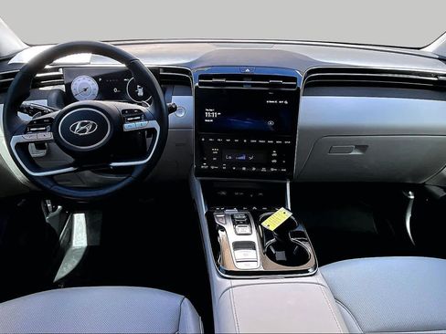 Used 2024 Hyundai Tucson Limited AWD/4WD image 16