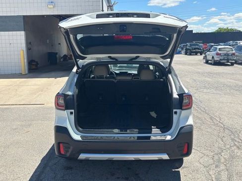 Used 2021 Subaru Outback Limited AWD/4WD image 31