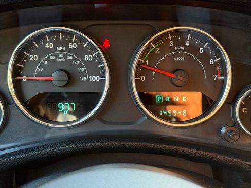 Used 2013 Jeep Wrangler Unlimited Sport image 20