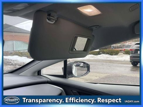 Used 2023 Toyota Prius LE image 31