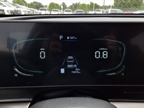 Used 2023 Kia Sportage EX AWD/4WD image 16