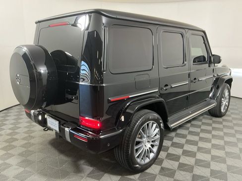 Used 2022 Mercedes-Benz G 550 image 4