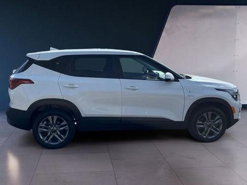 Certified 2022 Kia Seltos LX AWD/4WD image 6