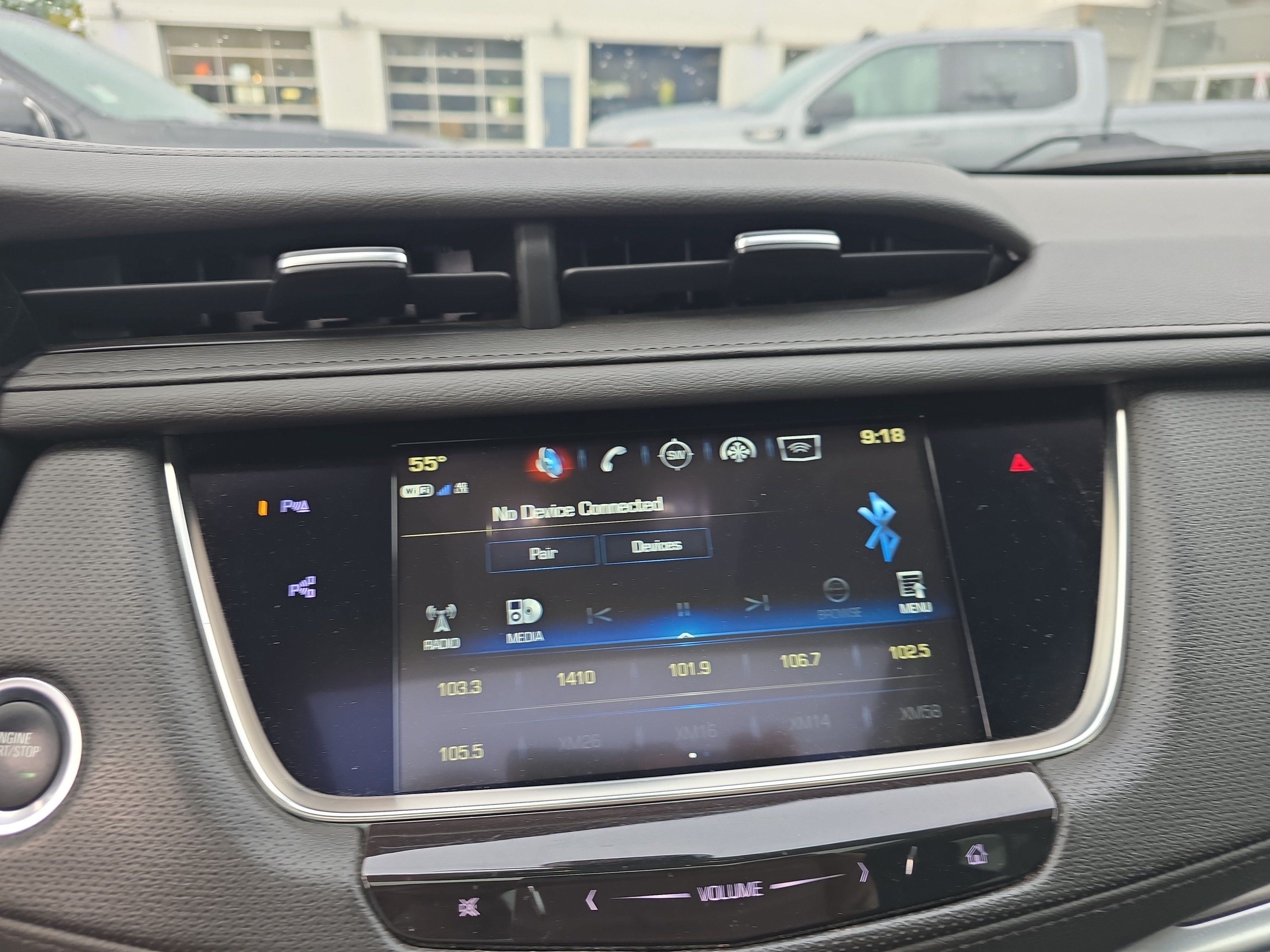 Used 2018 Cadillac XT5 Premium Luxury w/ Driver Assist Package AWD/4WD image 32