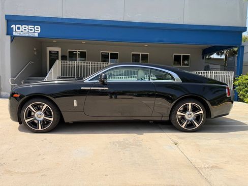 Used 2016 Rolls-Royce Wraith RWD image 1