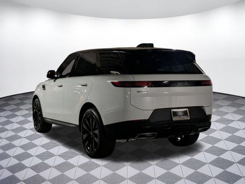 New 2026 Land Rover Range Rover Sport SE AWD/4WD image 3