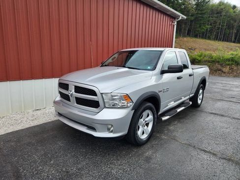 Used 2013 RAM 1500 Express AWD/4WD image 11