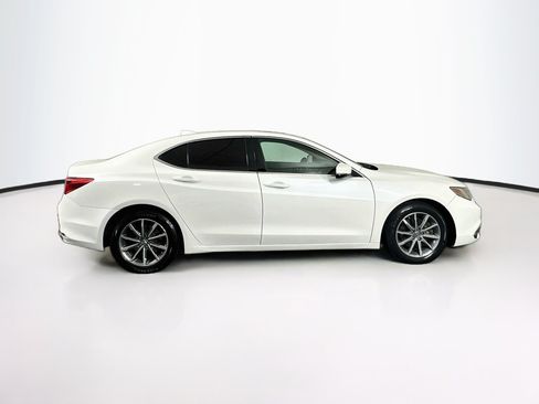 Used 2018 Acura TLX FWD image 10