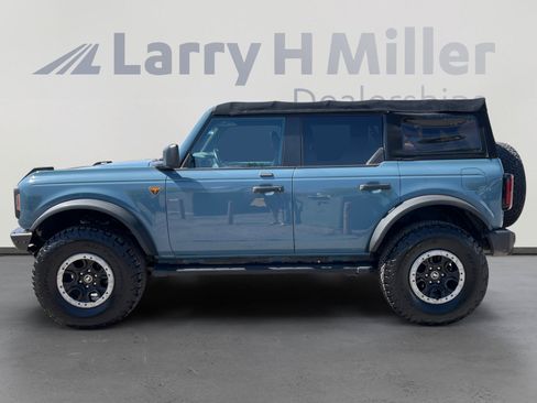 Used 2021 Ford Bronco Badlands w/ Sasquatch Package AWD/4WD image 2