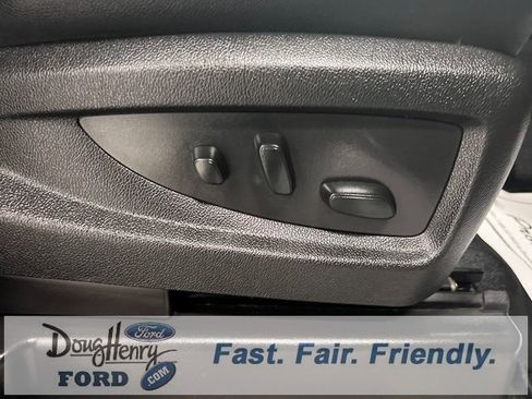 Used 2017 Chevrolet Suburban LT image 45