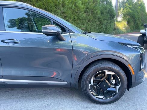 Certified 2026 Kia Sportage EX AWD/4WD image 2