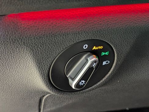 Used 2024 Volkswagen Jetta GLI Autobahn image 18