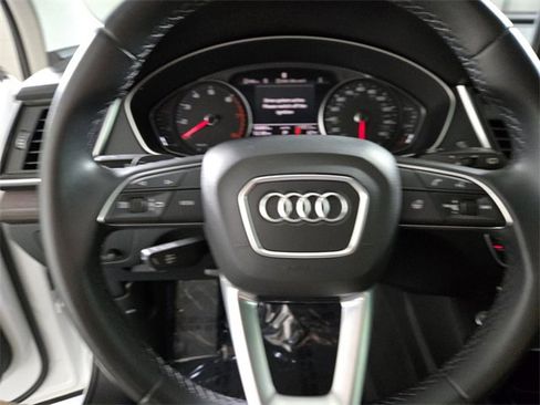 Used 2021 Audi Q5 2.0T Premium w/ Convenience Package image 31