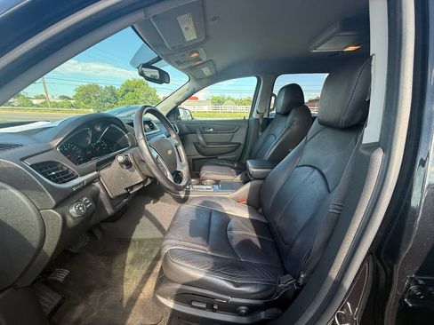 Used 2015 Chevrolet Traverse LT FWD image 12