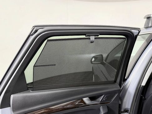 Used 2018 Audi Q5 2.0T Premium Plus w/ Premium Plus Package AWD/4WD image 40