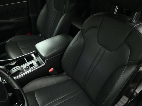 Used 2022 Kia Sorento SX AWD/4WD image 49