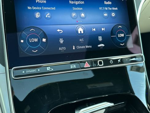 New 2025 Mercedes-Benz C 300 Sedan image 20