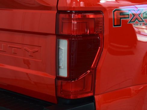 Used 2021 Ford F250 Lariat w/ Lariat Ultimate Package AWD/4WD image 19