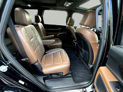 Used 2022 Kia Telluride SX w/ SX Prestige Package AWD/4WD image 25