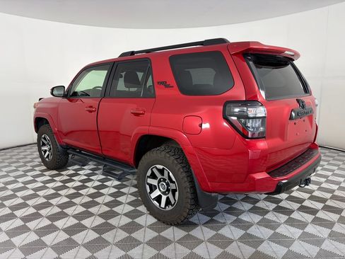 Used 2017 Toyota 4Runner TRD Off-Road Premium AWD/4WD image 5