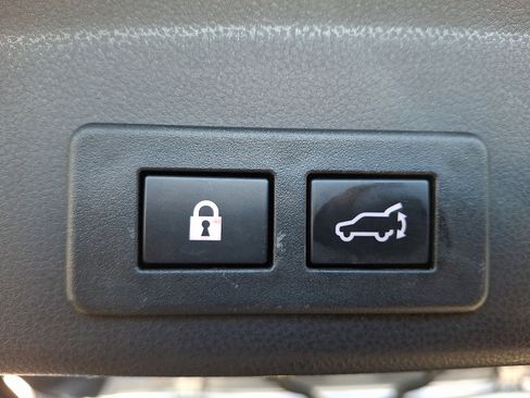 Certified 2023 Subaru Ascent Premium w/ Convenience Package image 30