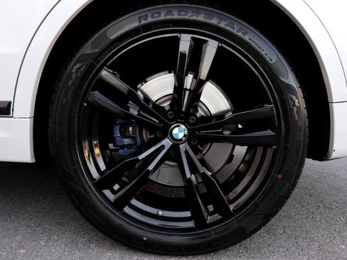 Used 2021 BMW X7 xDrive40i w/ M Sport Package image 93