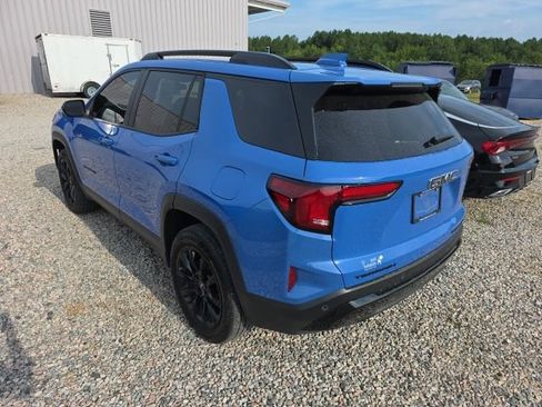 Used 2026 GMC Terrain Elevation w/ Elevation Premium Package FWD image 4