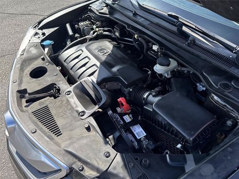 Used 2017 Acura RDX AWD image 16