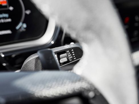 Used 2024 Porsche Cayenne Turbo GT image 62