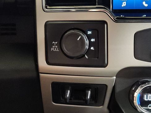 Used 2022 Ford F250 Lariat w/ Lariat Value Package AWD/4WD image 42