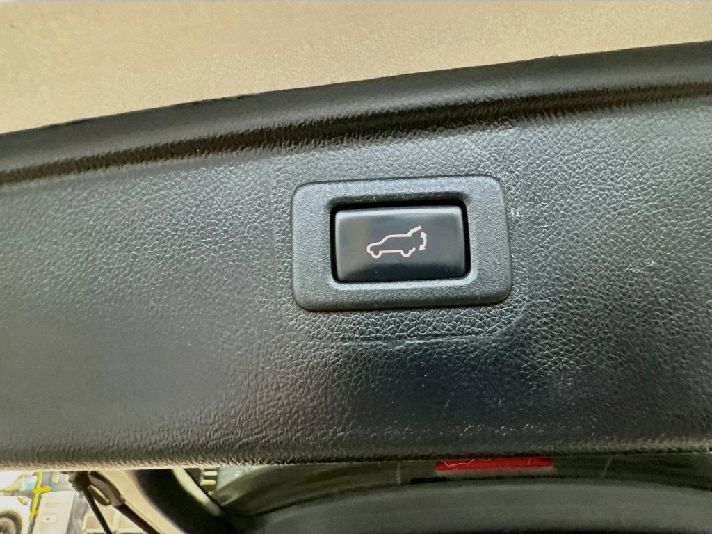 Used 2019 Subaru Outback 2.5i Limited w/ Protection Package #1 AWD/4WD image 28