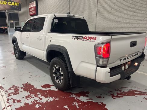 Used 2023 Toyota Tacoma TRD Off-Road image 6