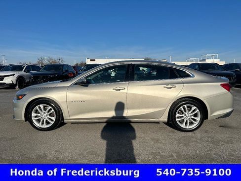 Used 2016 Chevrolet Malibu LT w/ Leather Package image 3