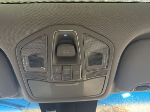 Used 2017 Hyundai Santa Fe SE w/ SE Ultimate Tech Package 03 image 28