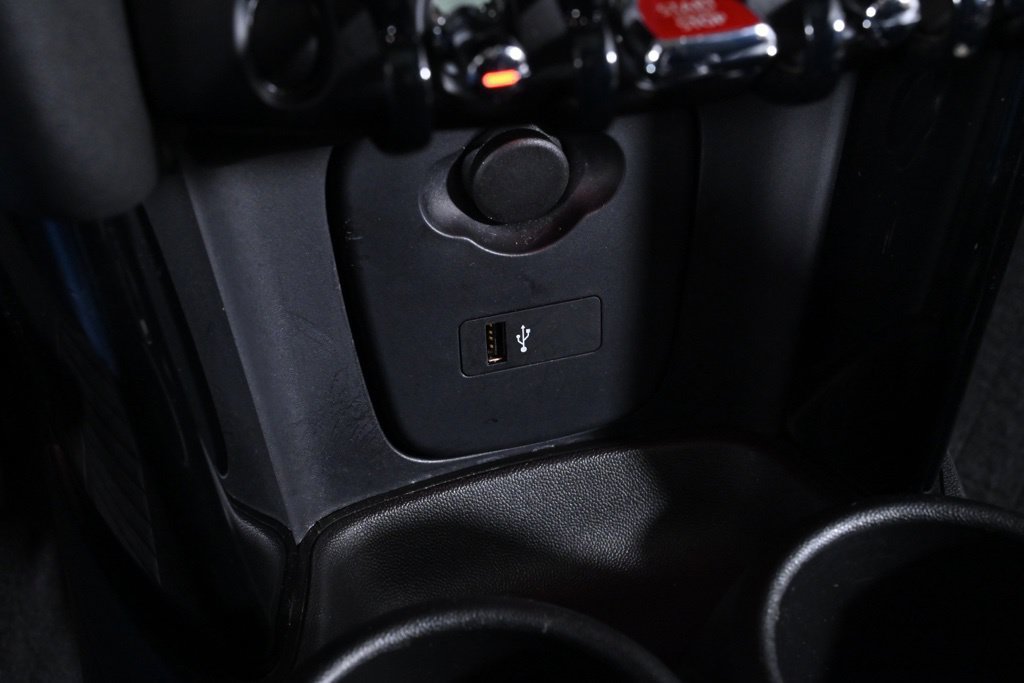 Used 2019 MINI Cooper S w/ Premium Package FWD image 19