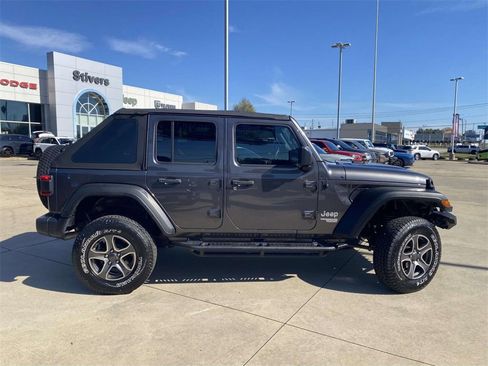 Used 2020 Jeep Wrangler Unlimited Sport S image 10
