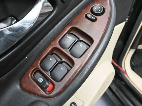 Used 2006 Chevrolet Malibu LTZ image 19