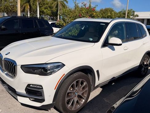 Used 2021 BMW X5 xDrive40i w/ Premium Package 3 image 2