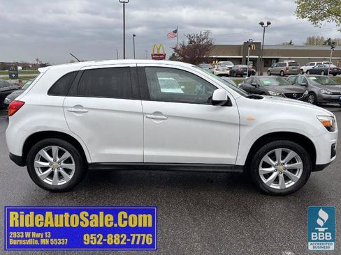 Used 2013 Mitsubishi Outlander Sport ES AWD/4WD image 4