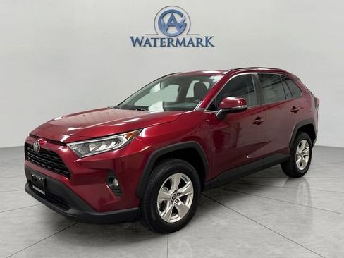 Used 2019 Toyota RAV4 XLE w/ Phone Cable & Charge Package image 1