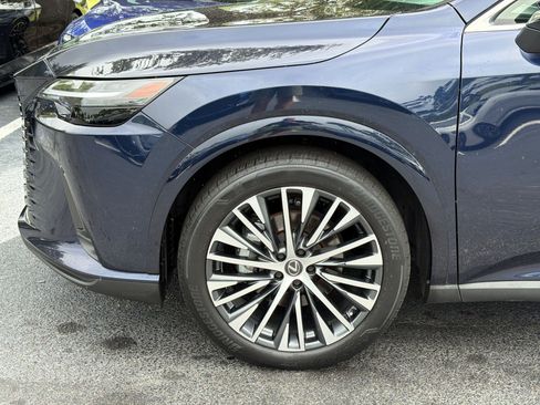 Used 2023 Lexus RX 350 Premium Plus w/ Cold Area Package FWD image 11