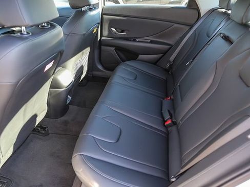 New 2026 Hyundai Elantra Limited FWD image 22