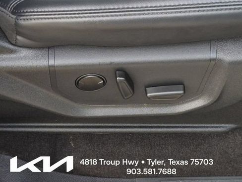 Used 2023 Ford Expedition Max XLT AWD/4WD image 17