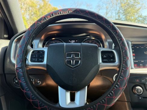 Used 2014 Dodge Charger R/T image 19