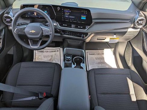 New 2026 Chevrolet Equinox LT w/ Safety and Technology Package FWD image 14