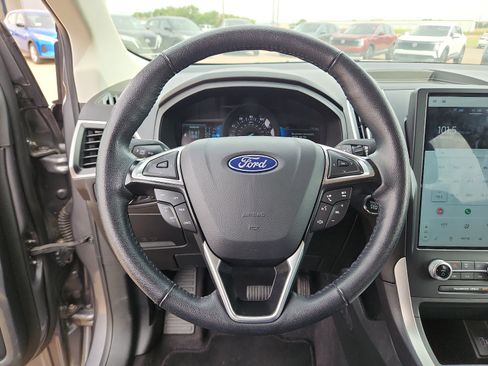 Used 2024 Ford Edge SEL AWD/4WD image 17