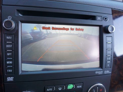 Used 2012 GMC Yukon XL Denali image 16