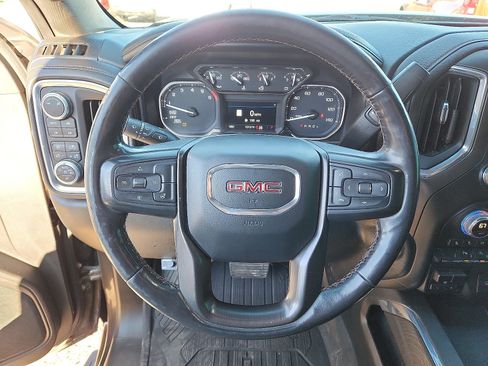 Used 2019 GMC Sierra 1500 AT4 w/ AT4 Premium Package image 18
